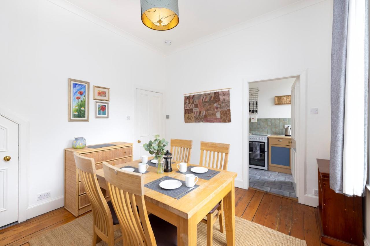 Joivy Cosy Flat In The Heart Of Edinburghアパートメント エクステリア 写真