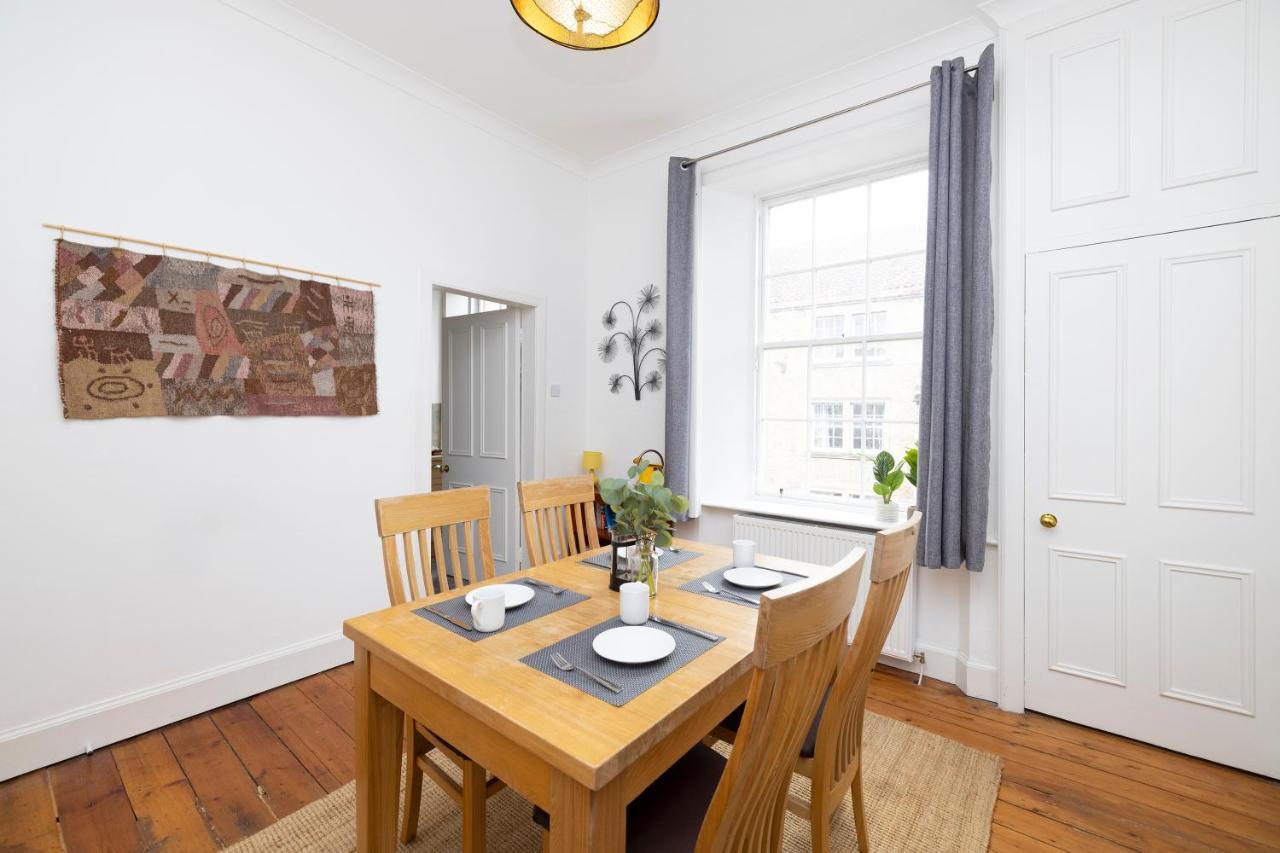 Joivy Cosy Flat In The Heart Of Edinburghアパートメント エクステリア 写真