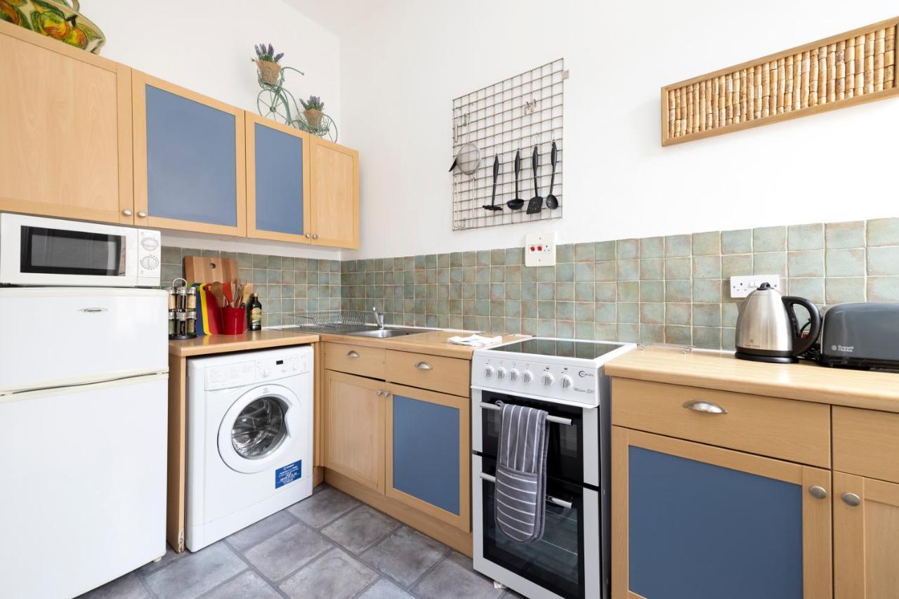 Joivy Cosy Flat In The Heart Of Edinburghアパートメント エクステリア 写真